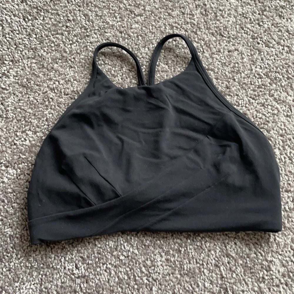 FLOW Y WRAP-FRONT HIGH-NECK BRA